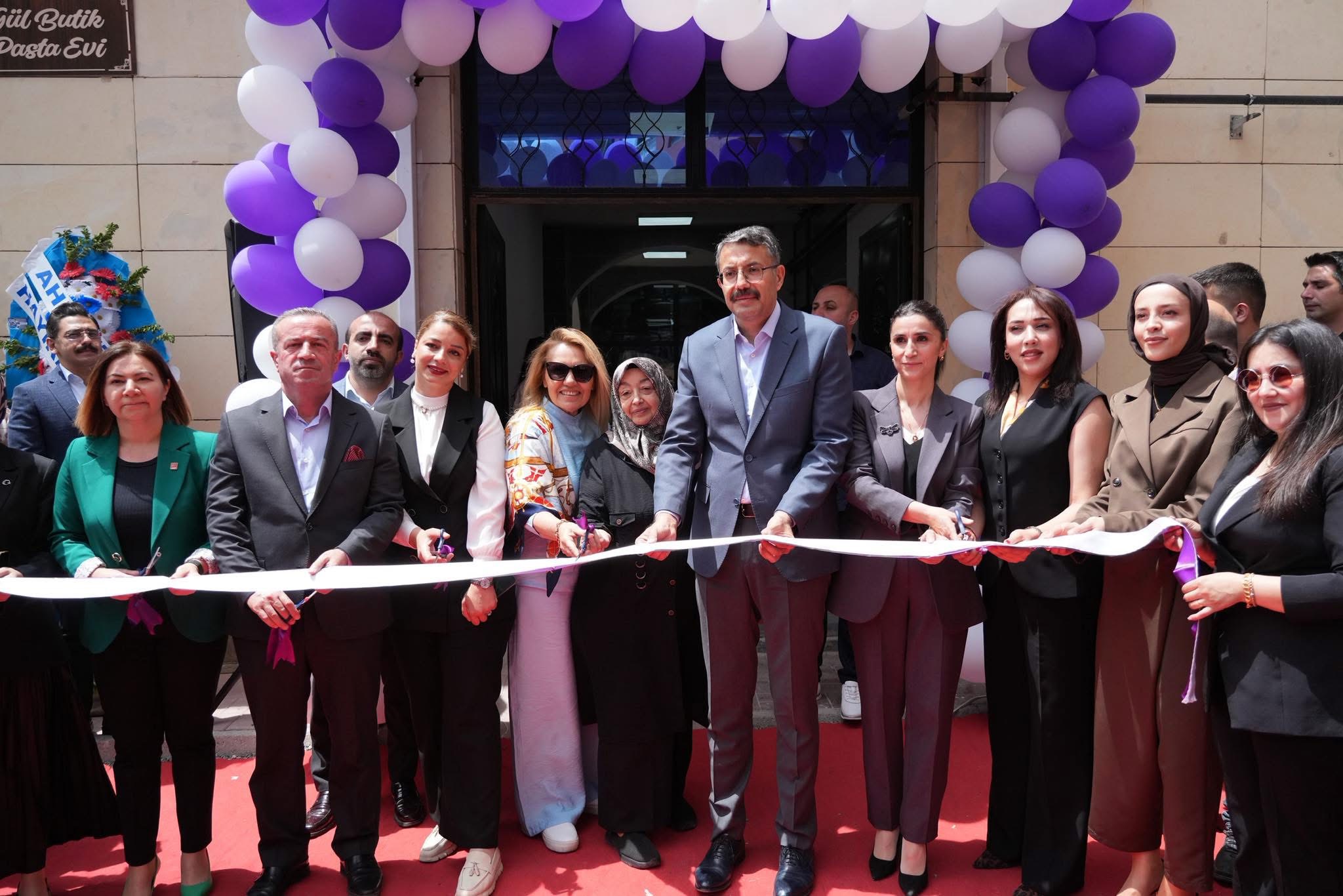 Hakkarili Kadınlara Anneler Günü Hediyesi: Kendi İş Yerleri