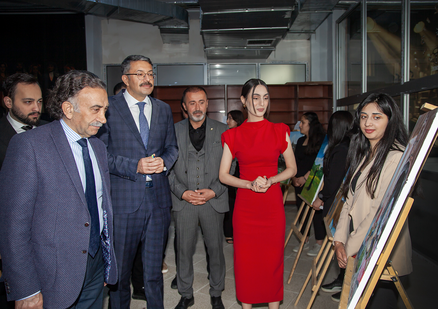 Hakkâri Üniversitesi’nde Anlamlı Etkinlik: Geliri Köy Okullarına