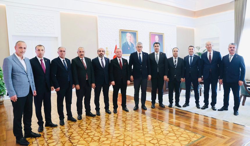 AK Parti heyeti Hakkari'nin sağlık sorunlarını Ankara'ya taşıdı