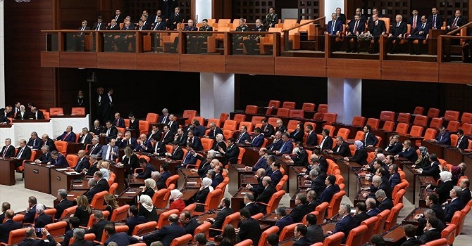 CHP'den darbe komisyonu raporuna itiraz: Siyasi ayağına yer verilmedi, ön raporla açıklanan raporda farklar var
