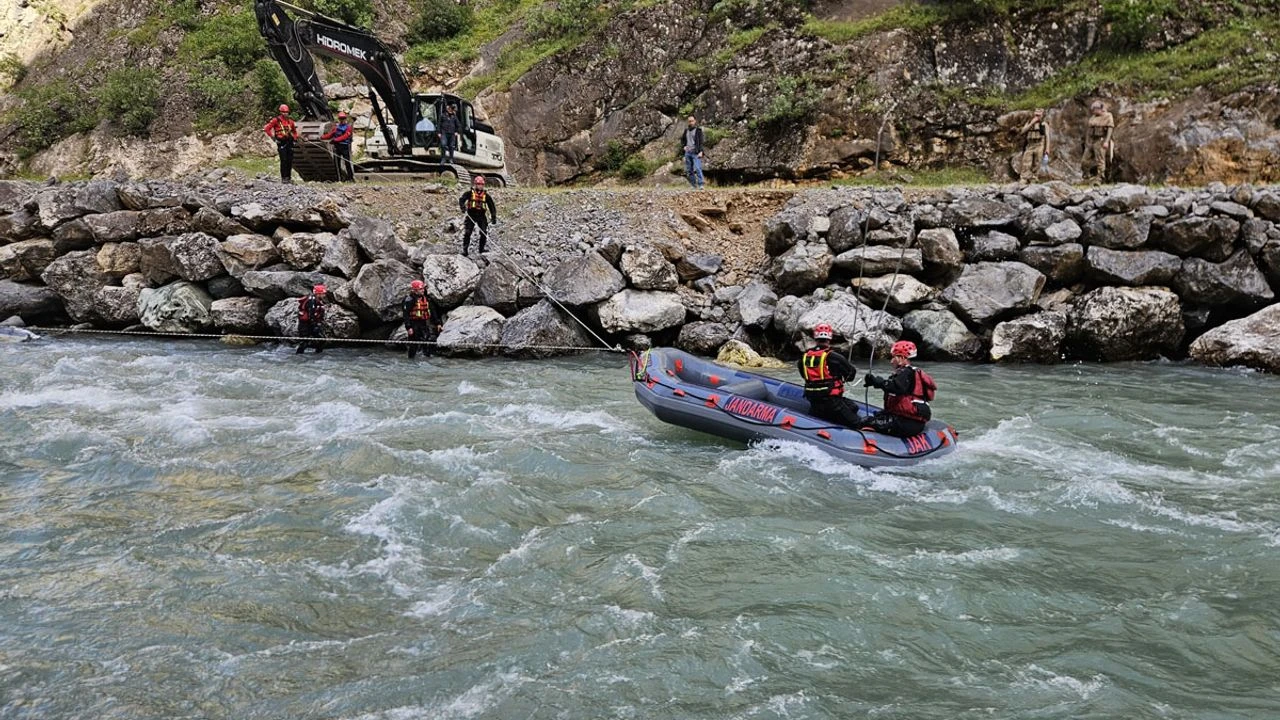 Helikopter Destekli Aramalar 13. Gününde: Neçir Kom Hâlâ Bulunamadı