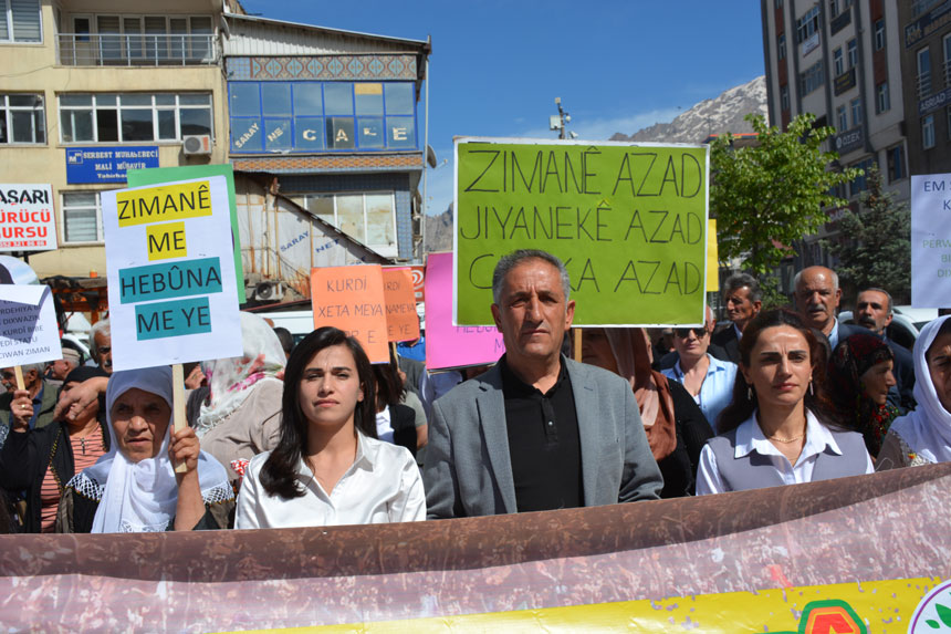 Hakkari'de 'Kürt Dili Bayramı' etkinliği