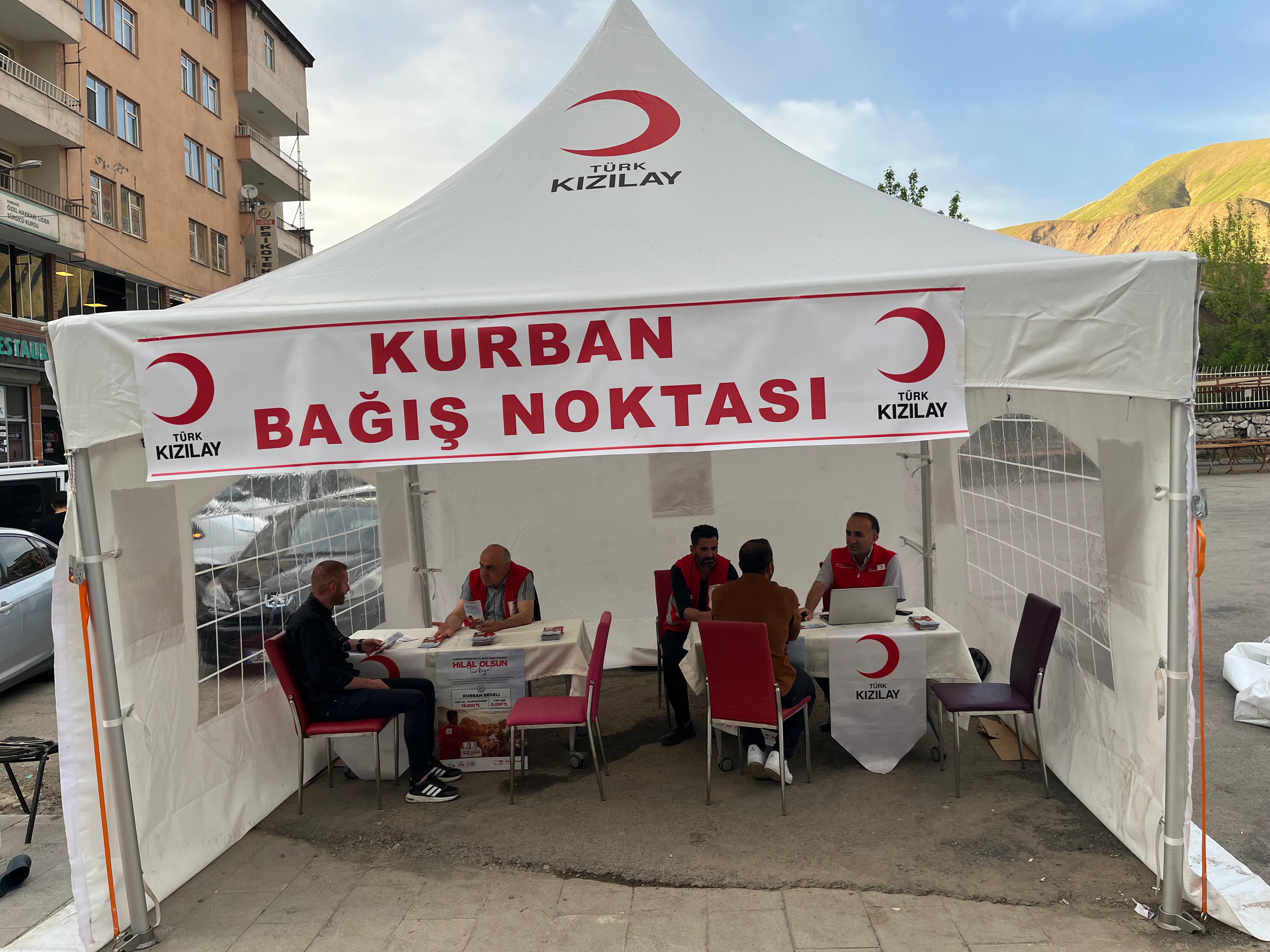 Hakkari’de Kızılay Kurban Bağış Noktası Hizmete Açıldı