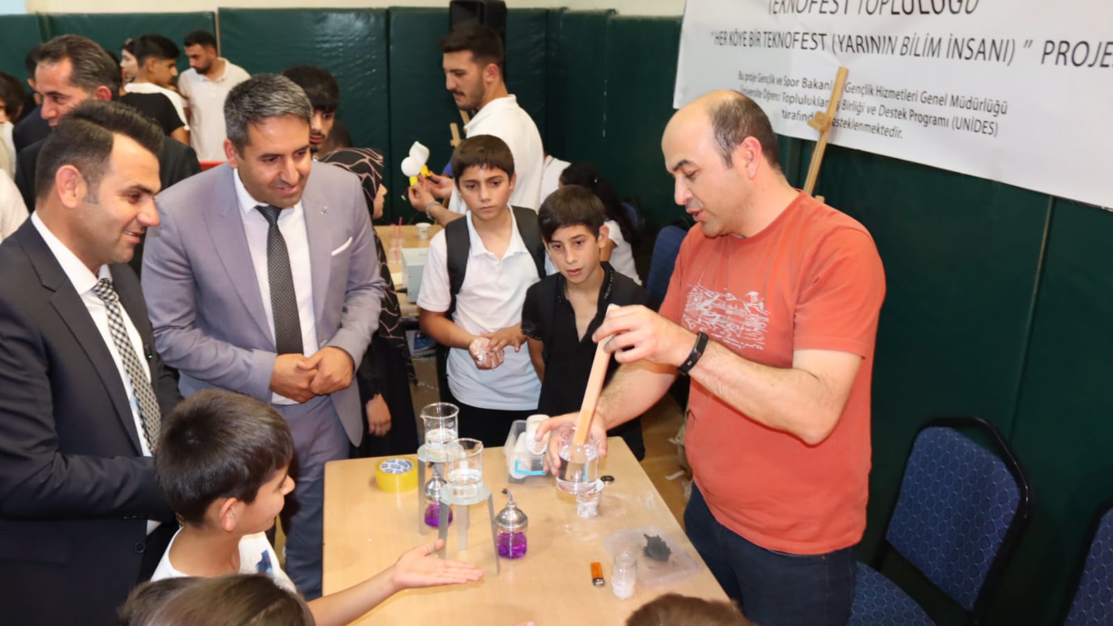 Derecik’te Bir İlk: Steam Maker Expo 2025 Bilim şenliği!