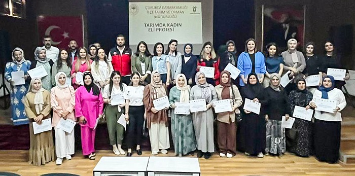 Hakkari’de Öğrencilere ve Kadınlara Bilim İletişimi Seminerleri