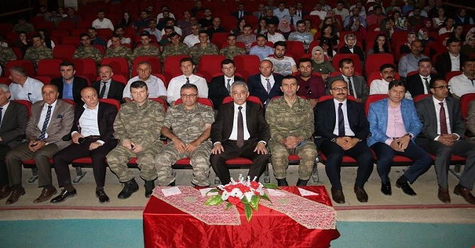 Hakkari'de 23 Okula Beyaz Bayrak Verildi