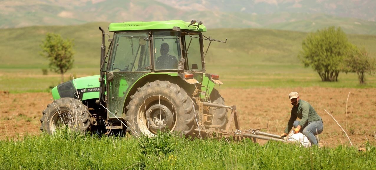 Maaşlar Kesilebilir, Borç Çıkabilir: Hakkari’de Çiftçilere Uyarı