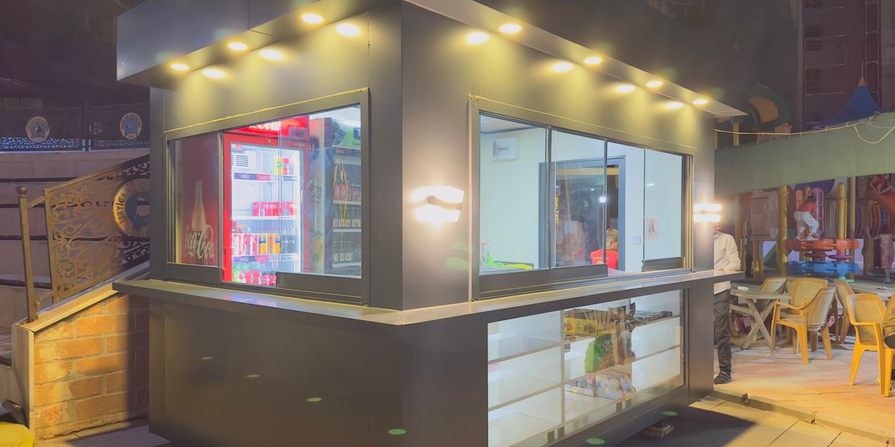 Hakkari’de Kent Park’a Modern Büfe