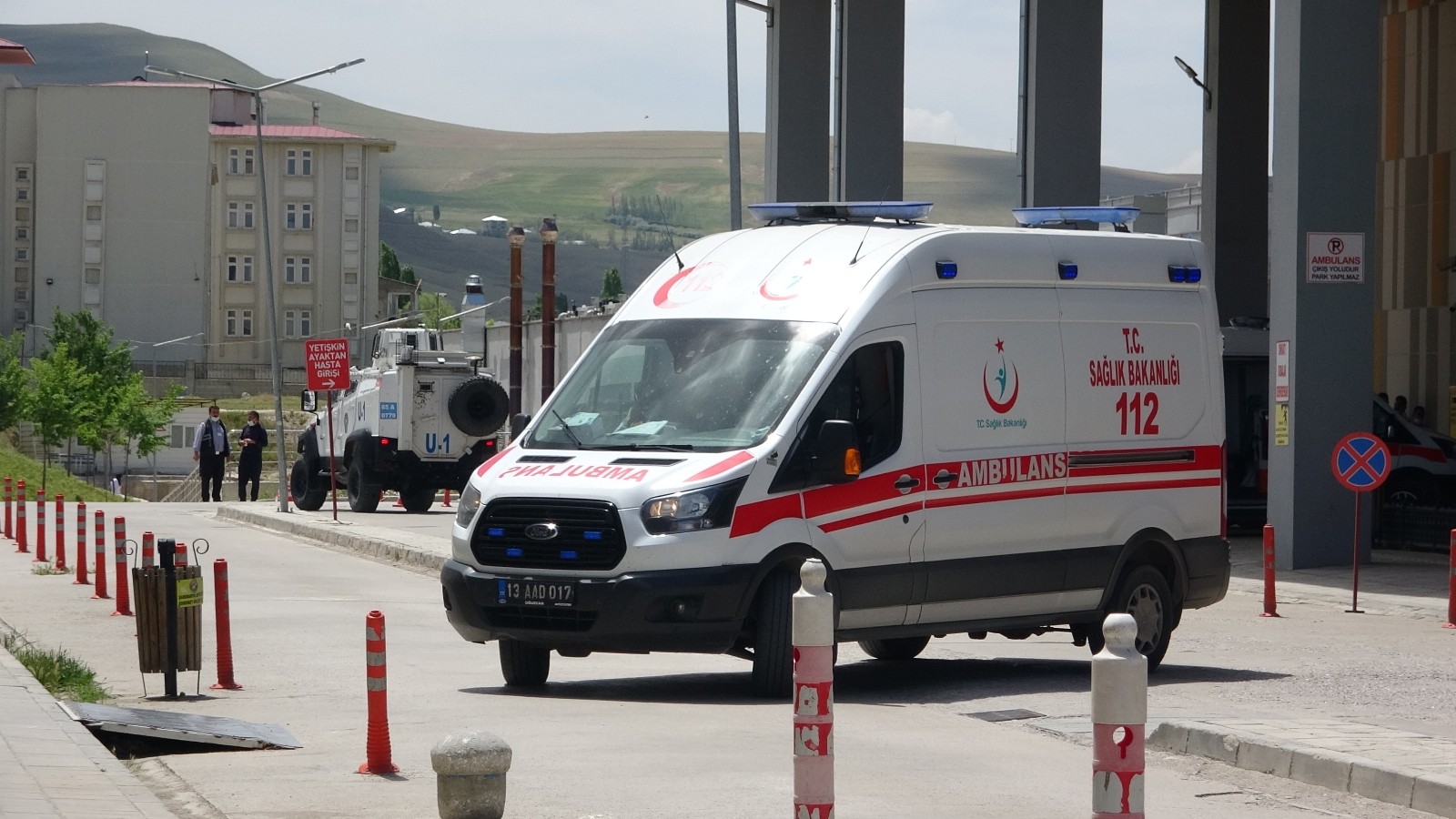 Van Edremit’te Araca Silahlı Saldırı: 1 Kişi Hayatını Kaybetti