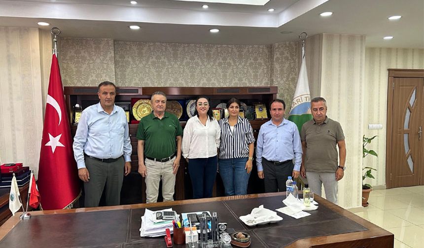 Hakkari DEM Parti'den HATSO'ya süreç ziyareti