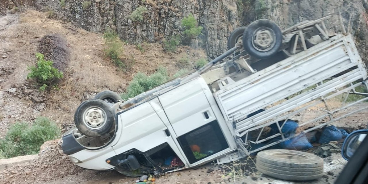 Hakkari’de trafik kazası: 2 yaralı