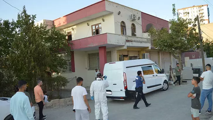3 Kadın evde ölü bulundu