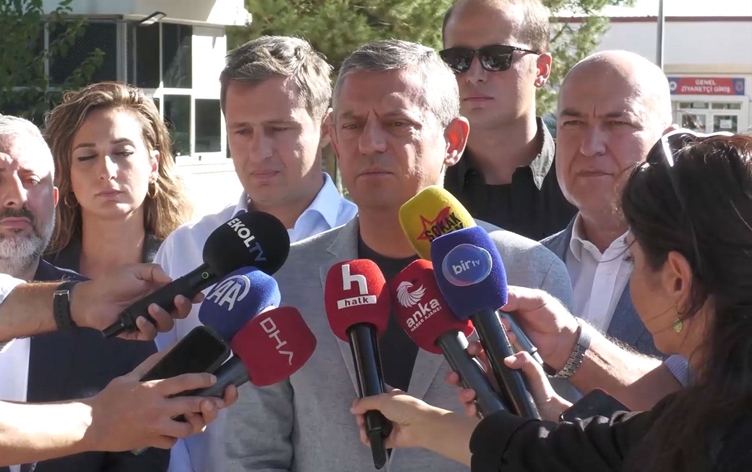 CHP lideri Özel: ‘Kürtlerin oyu varsa sözü de olmalı’