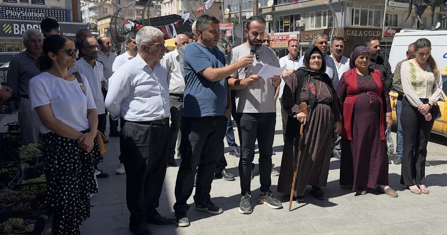 DEM Parti’den Hakkâri’deki Su Kesintilerine Tepki!