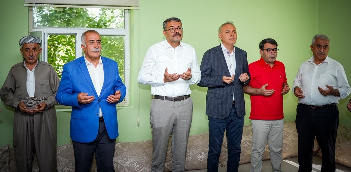 Vali Çelik, Sultanoğlu Ailesinin Taziyesine Katıldı