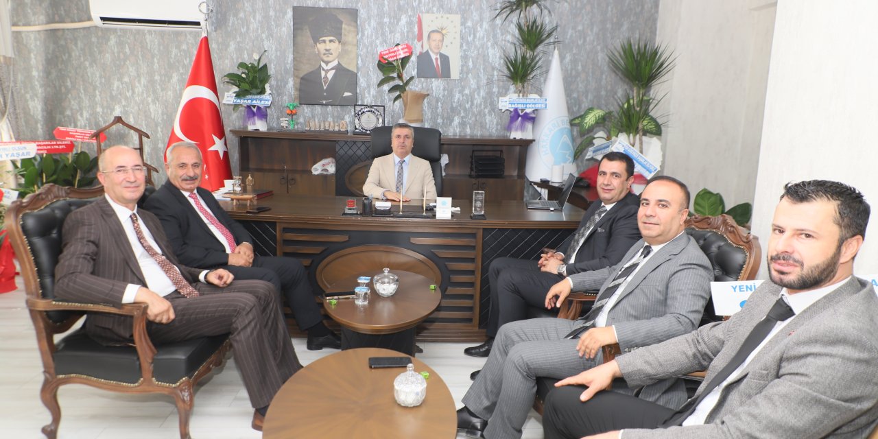 Belediye Başkanlarından Hikmet Yaşar’a Ziyaret