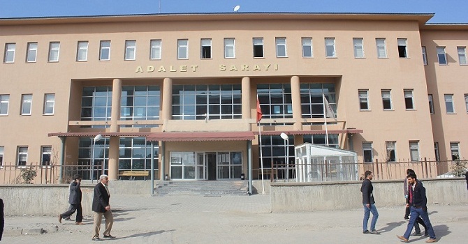 Yüksekova'da 1 kişi gözaltına alındı