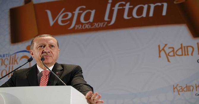 'Levhalar bile utanır bunlardan istismarla adalet aranmaz'