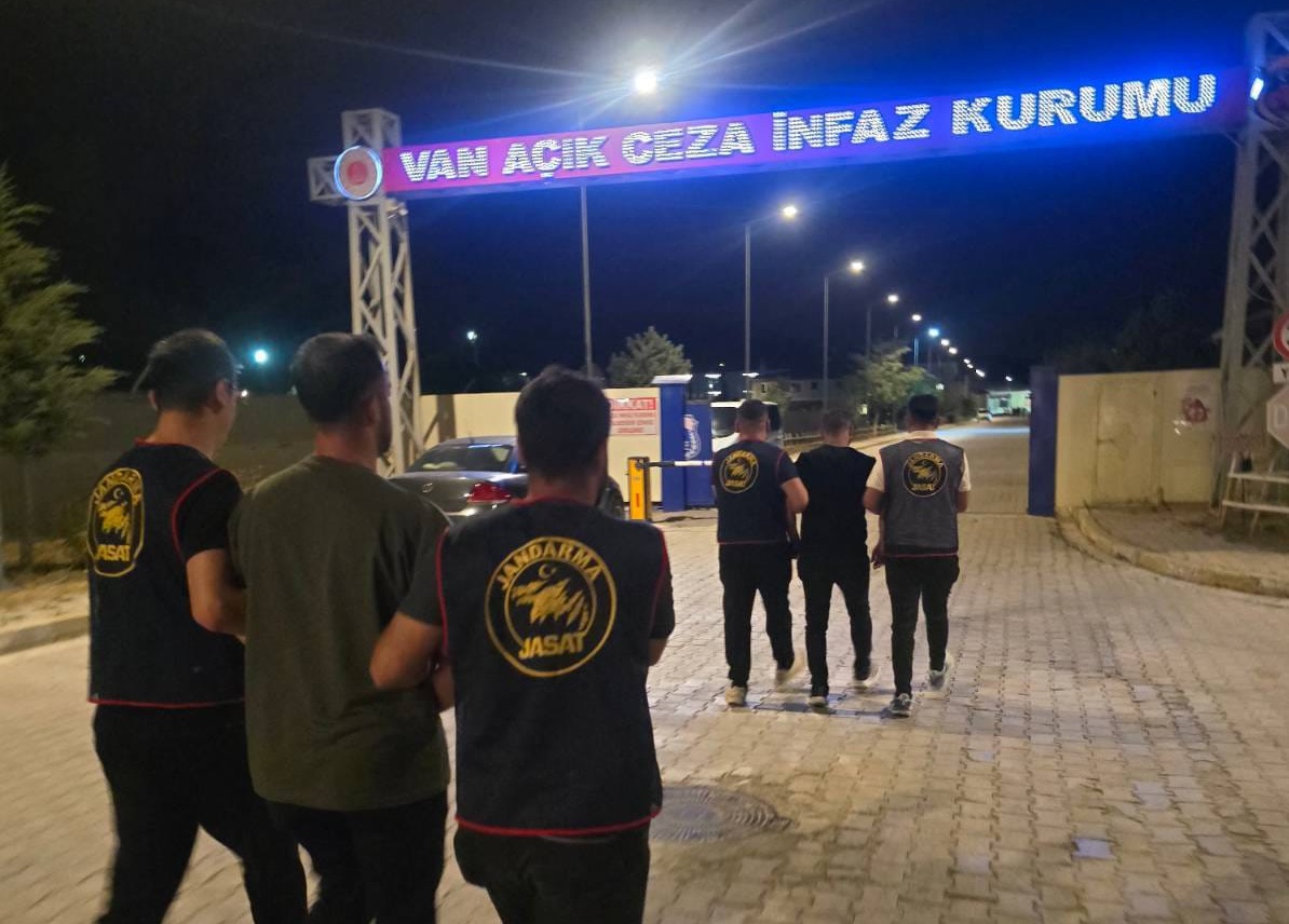 Hakkari’de Aranan İki Hükümlü  Yakalandı
