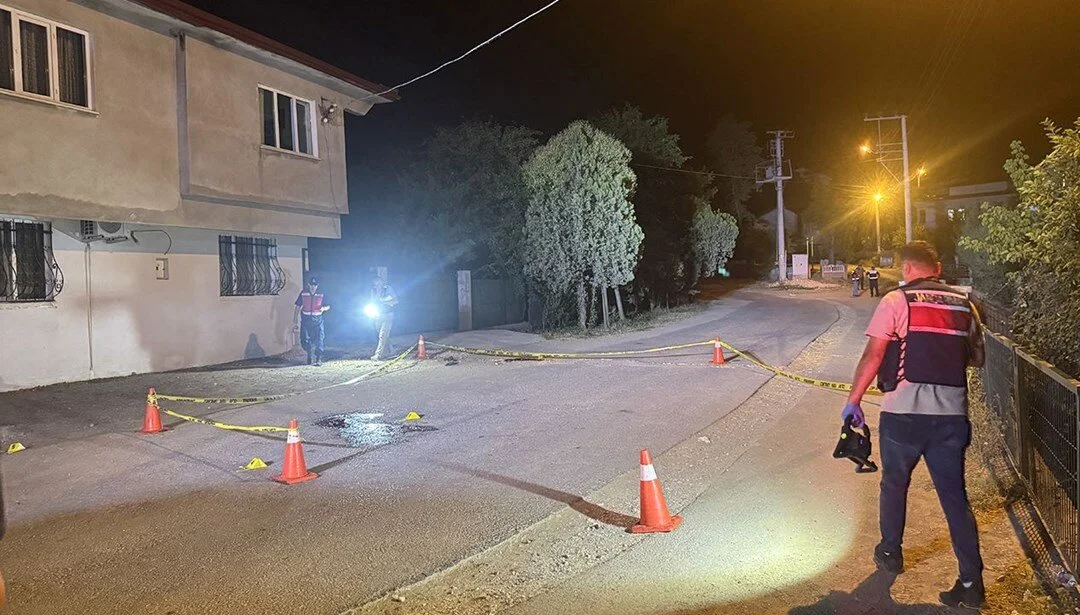 Aileler çatıştı: 2'si genç 3 kişi öldürüldü!