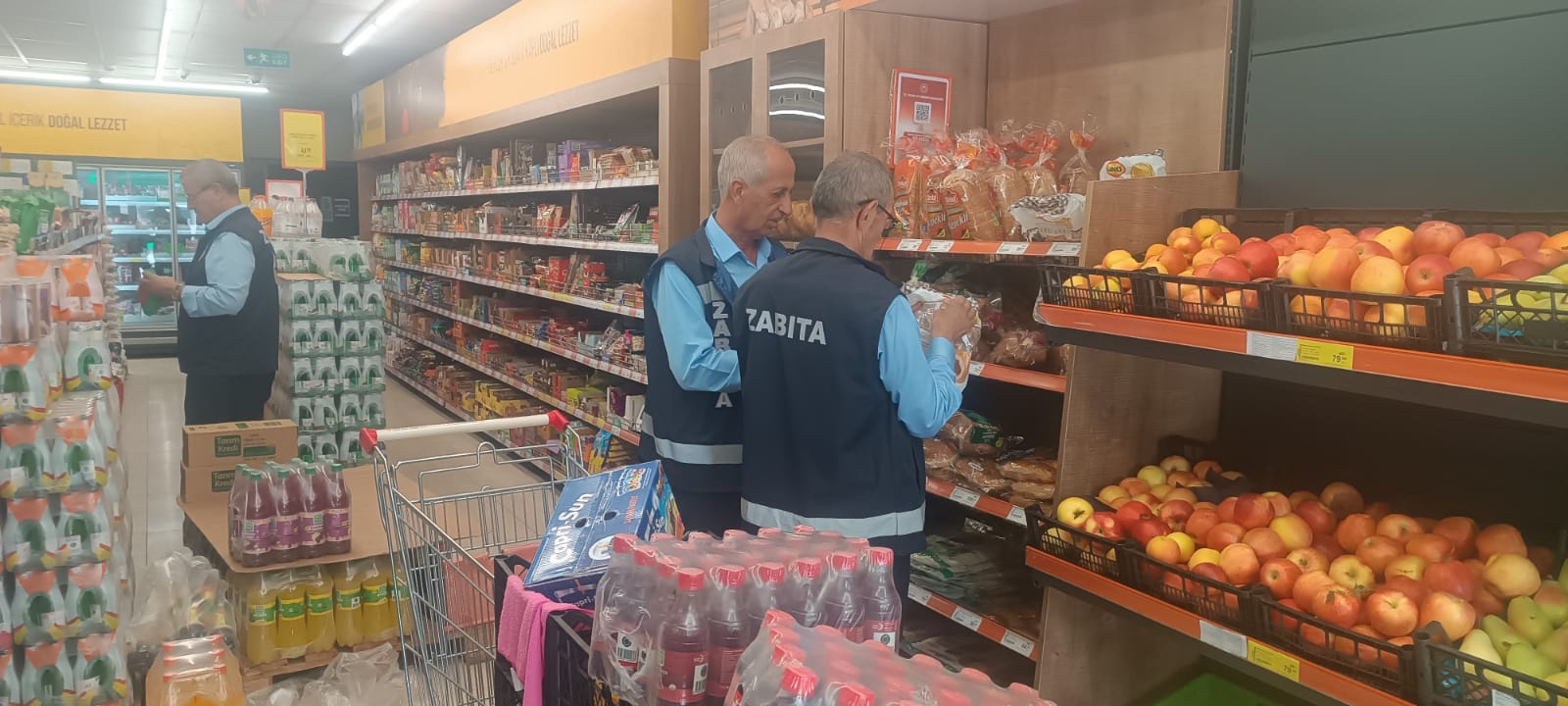 Hakkâri’de Zabıta Ekiplerinden Market Denetimi