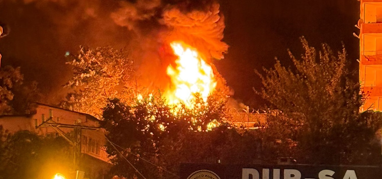 Hakkari'de Korkutan yangın!