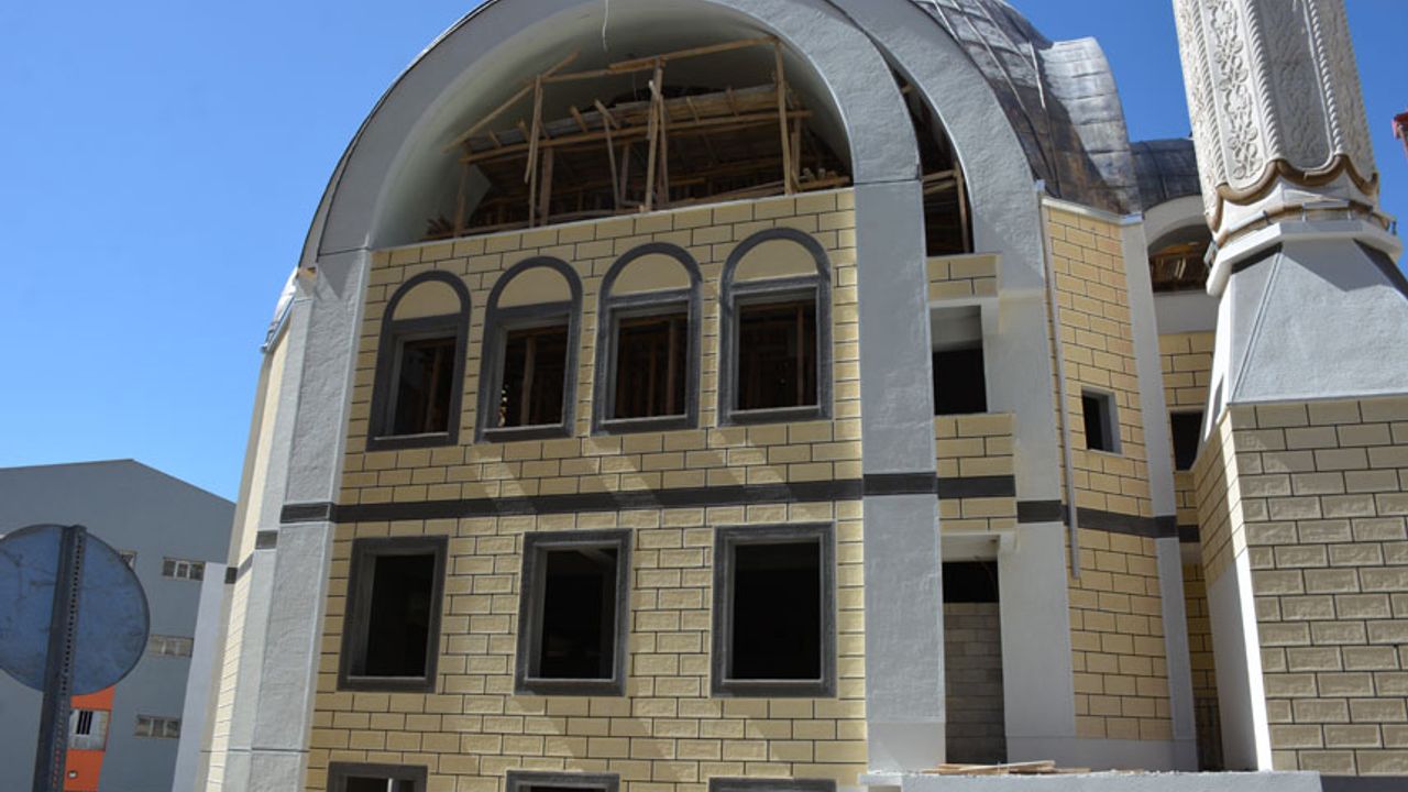 Hakkari Hacı Sait Camisi esnafı mağdur mu edilecek?