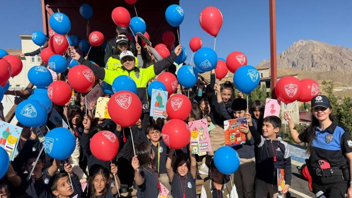 Trafik Dedektifleri Yetişiyor: Hakkari’de 100 Öğrenciye Eğitim Verildi