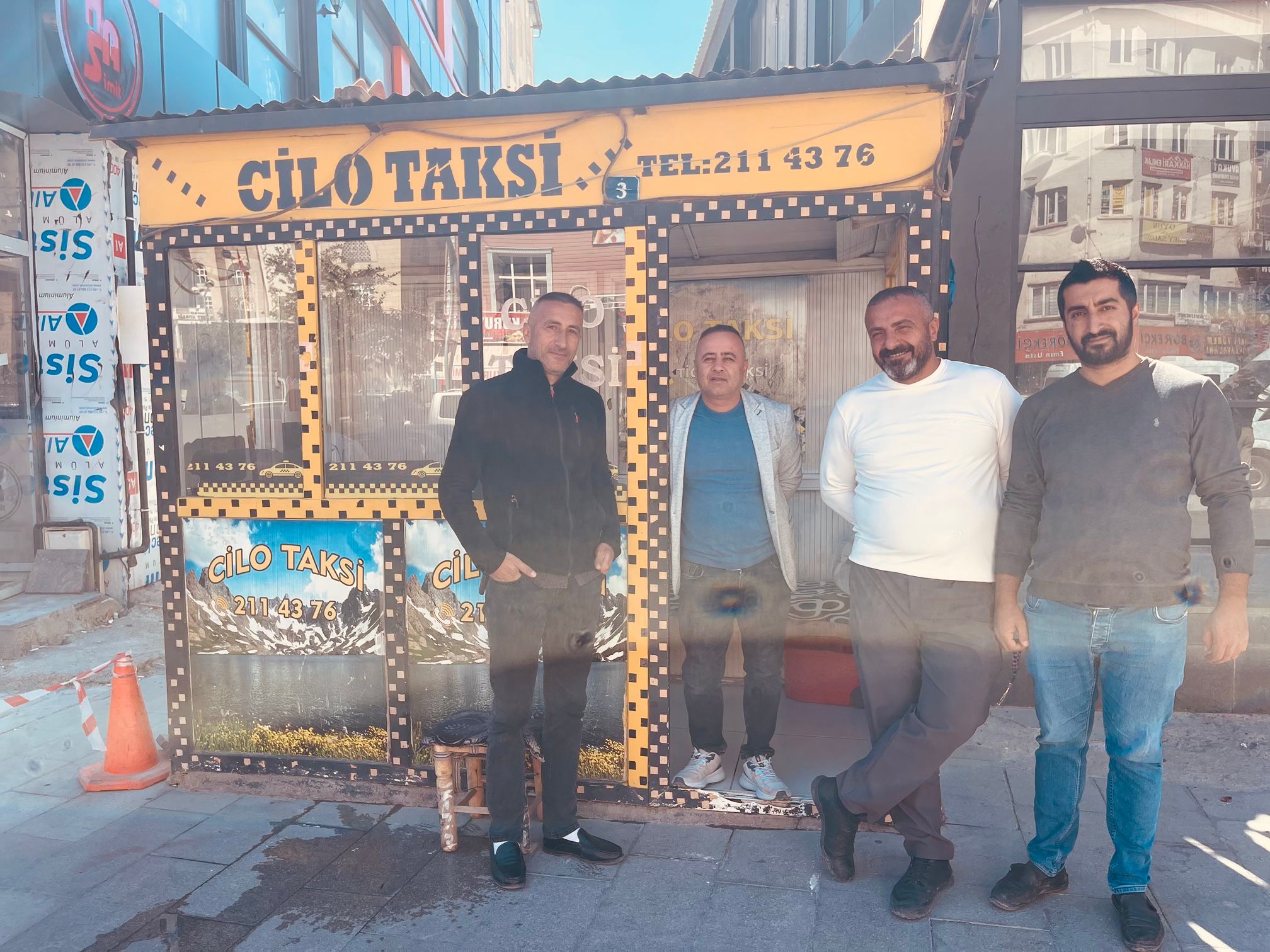Hakkari’de 35 Yıllık Taksi Durağı Geleneği: Cilo taksi