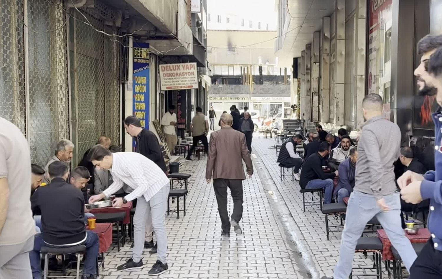 Hakkari’de işsizlik ciddi boyutlara vardı: ‘Gençler ya kahvehanede ya da göç ediyor’