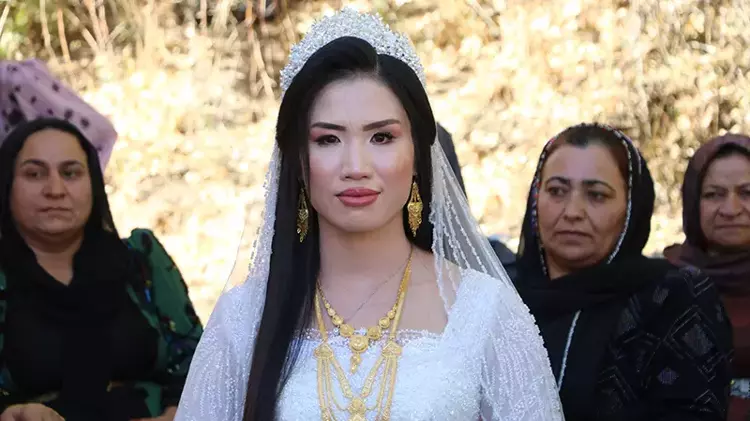 Önce Müslüman oldu, sonra Hakkari'ye gelin geldi!