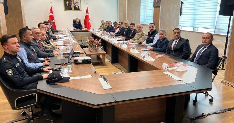 Bakan Yerlikaya Hakkari’de