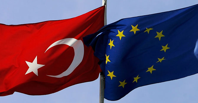 AB: Türkiye'yi AİHS kararlarına uymaya davet ediyoruz