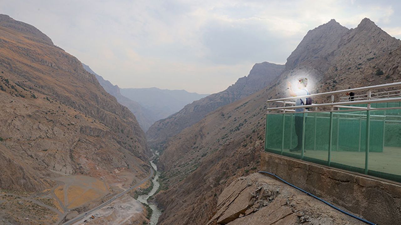 Hakkari'de Bir kadın intihar girişiminde bulundu!