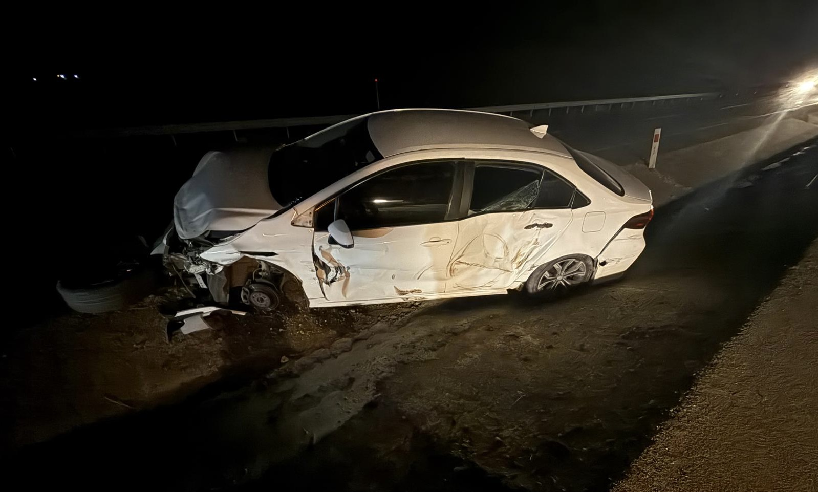 Hakkari-Van Karayolunda Kaza: 3 Yaralı