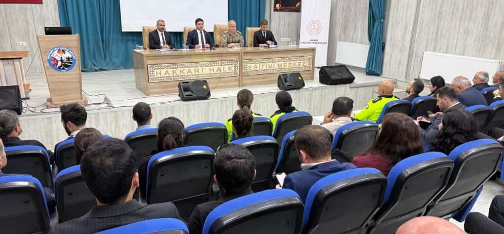 Hakkâri’de Okul Güvenliği Masaya Yatırıldı