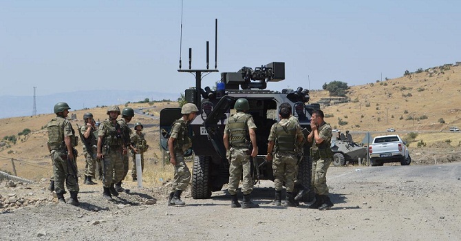 Bitlis Tatvan'da çatışma: 2 asker şehit
