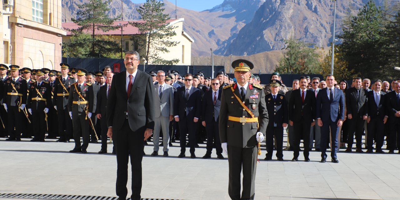 Hakkari'de 29 Ekim kutlamaları