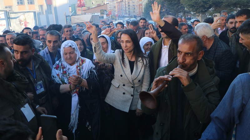 Hakkari’de DEM Parti İl Binası Açılışı: Hatimoğulları ve Bayındır Katıldı