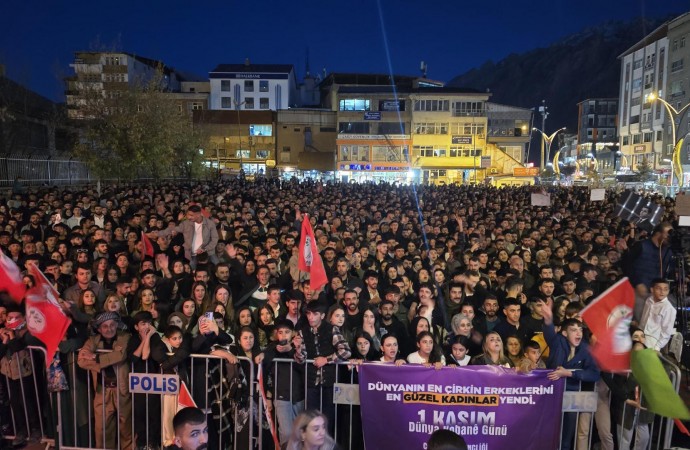 Hakkari'de ‘Barış ve Demokratik Toplum’ şöleni ( CANLI İZLE)