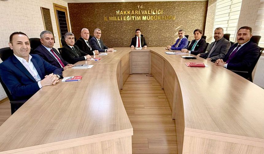 Hakkari'de eğitim ve koordinasyon toplantısı Düzenlendi