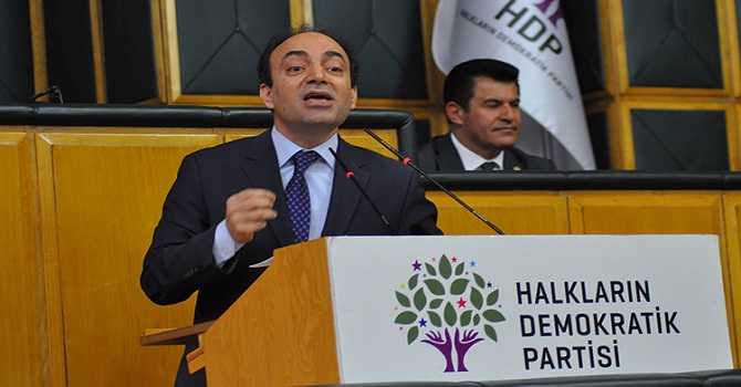 'Ahmet Türk hasta haliyle adalet için yürüdü'