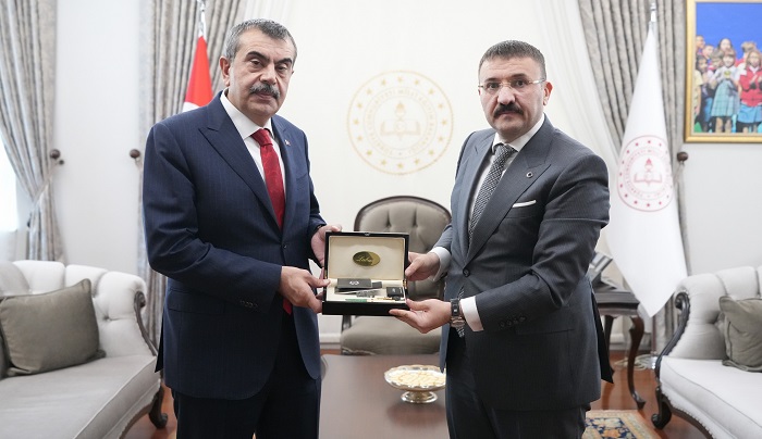 Eğitim Politikaları Görüşüldü: Atlı ve Bakan Tekin Bir Araya Geldi
