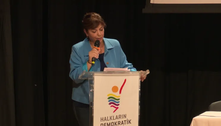 Meral Danış Beştaş: Savaşa karşı toplumsal sözleşmeye ihtiyacımız var