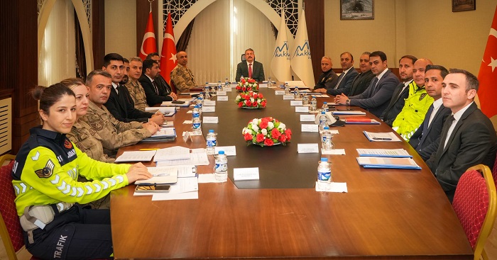 Hakkari’de Suç Oranları Azaldı: Vali Çelik Asayiş Verilerini Paylaştı