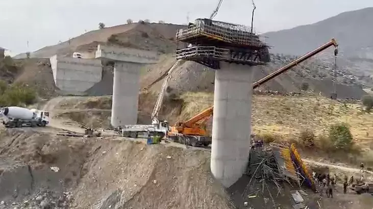 4 işçinin öldüğü köprü faciasında ihmal iddiası: 'Vincin teli koptu, iskele çöktü'