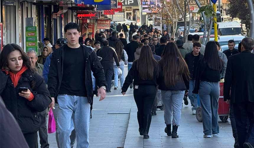 Hakkari’nin boşanma sırası şaşırttı!
