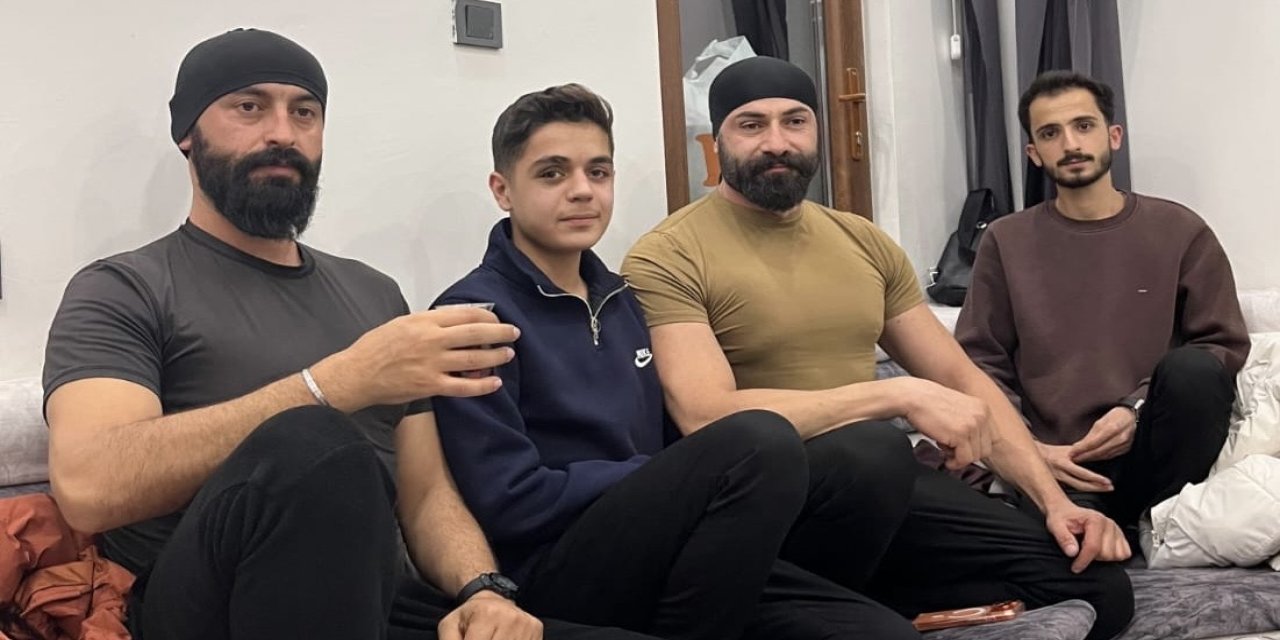 Hakkari Zap suyunda kurtardıkları Genci Evinde Ziyaret Ettiler