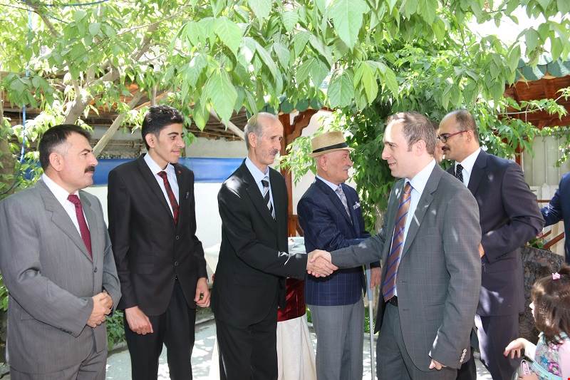 Hakkari'de bayramlaşma töreni yapıldı!