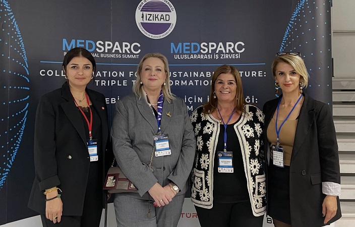 Hakkarili Kadın Girişimciler Uluslararası İş Zirvesinde Yer Aldı